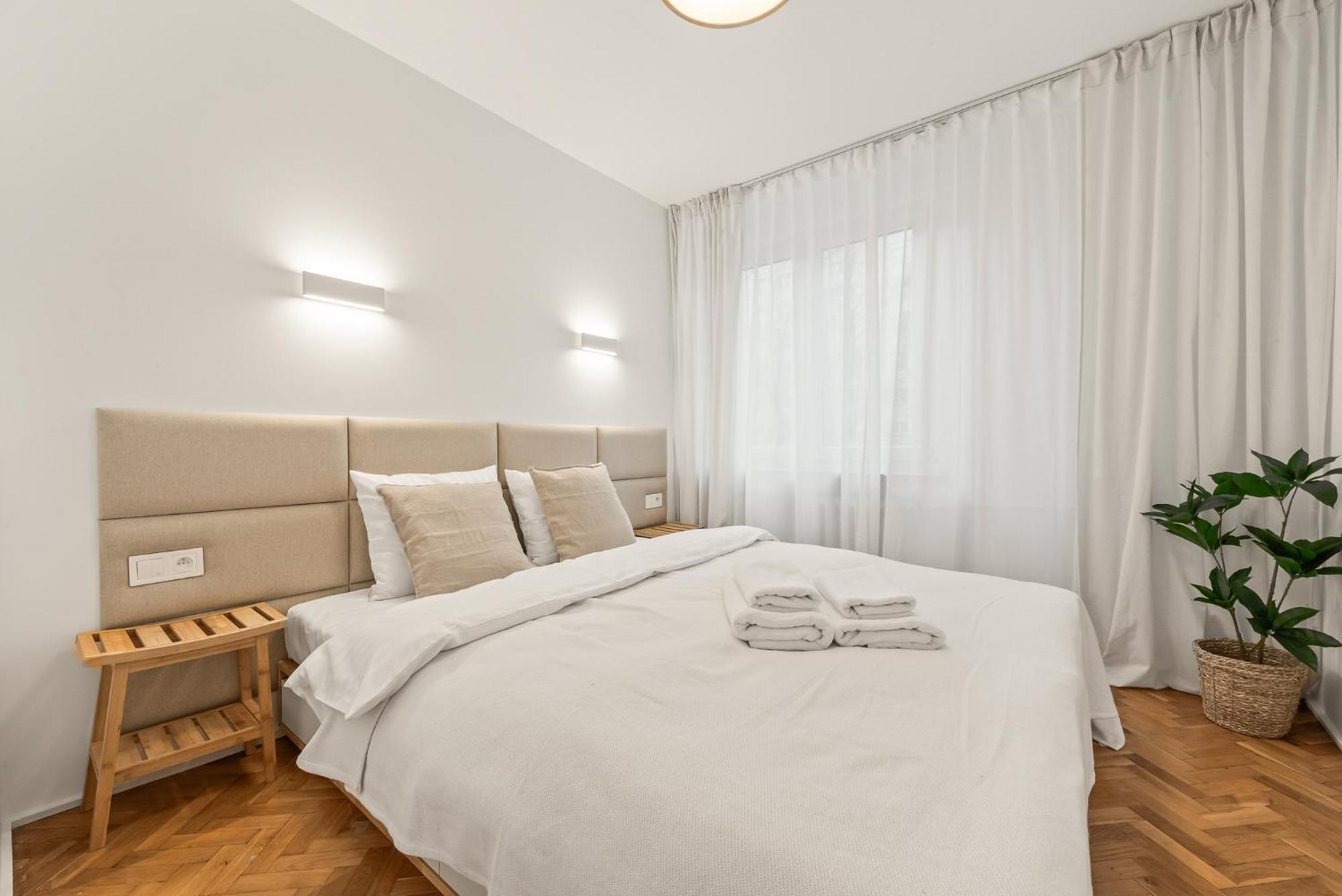 Rentplanet - Apartamenty Przy Palacu Kultury I Nauki Varsovie Extérieur photo